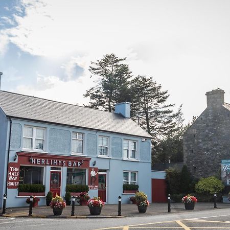 Herlihy'S, Half-Way-House Farranfore Bagian luar foto