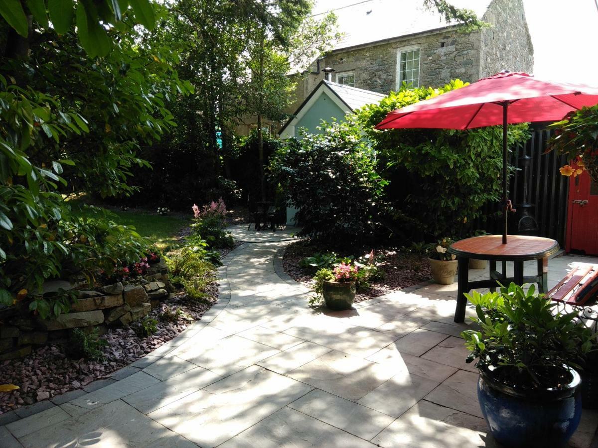 Herlihy'S, Half-Way-House Farranfore Bagian luar foto